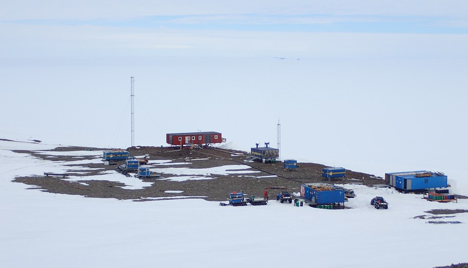 Pressmeddelande: Svensk forskningsexpedition undersöker Antarktis smältande inlandsisar