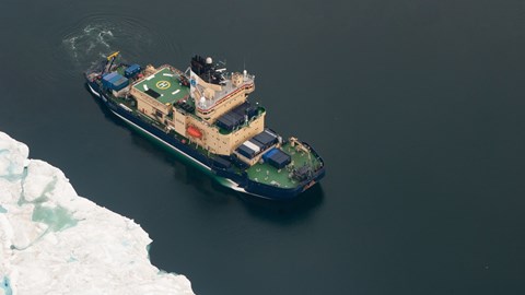 Press release: The icebreaker Oden conducts research in a hard-to-reach area