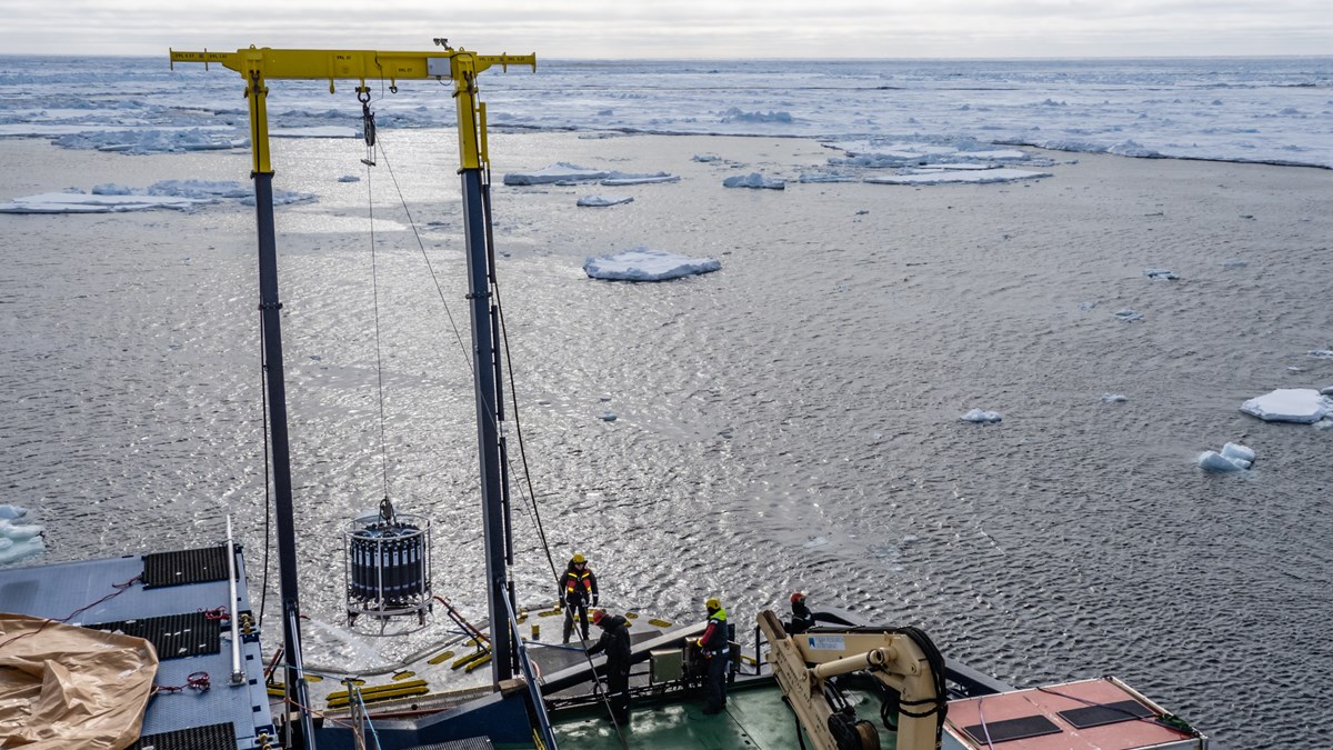 Unique data from the start of the melt season in the Arctic - Swedish ...