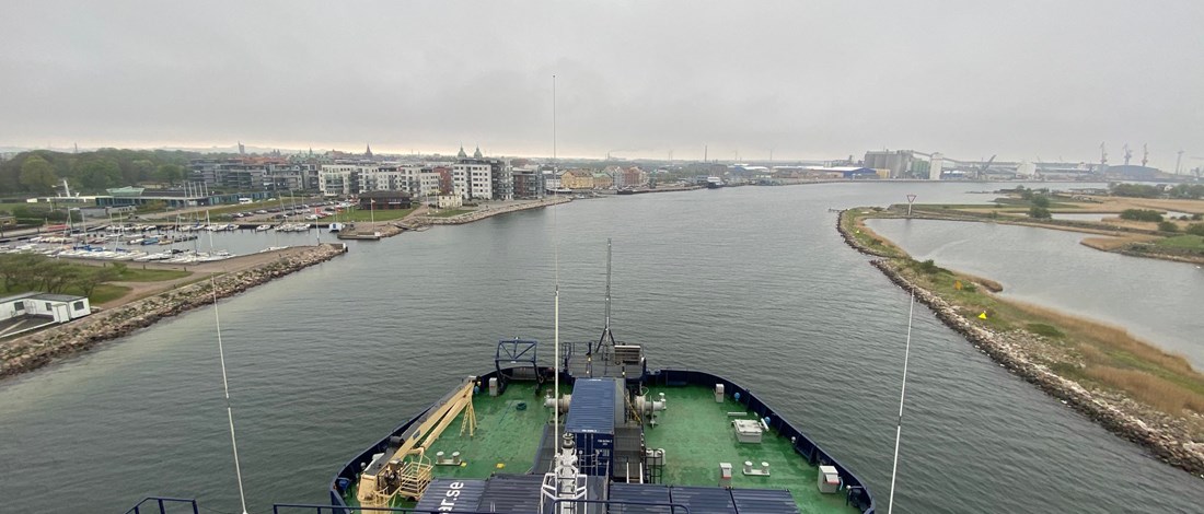 The icebreaker Oden has arrived to Landskrona