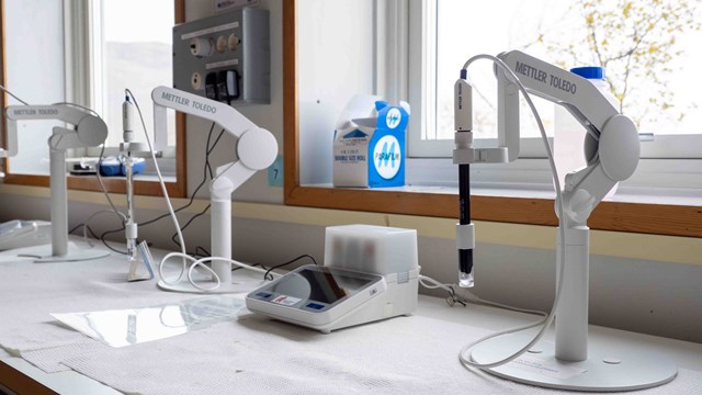 Instrument och laboratorier