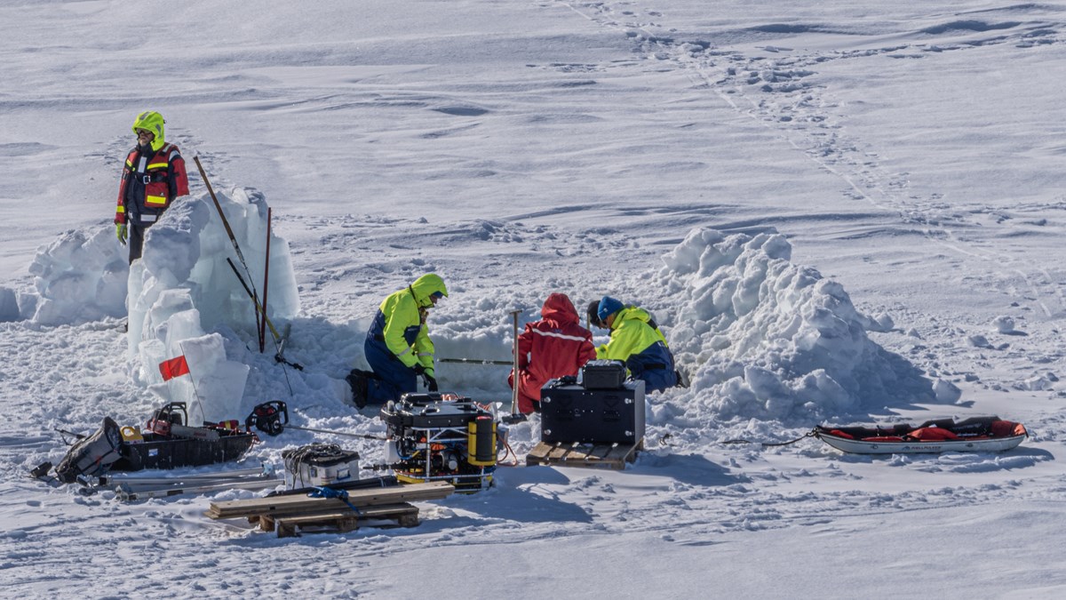 Unique data from the start of the melt season in the Arctic - Swedish ...