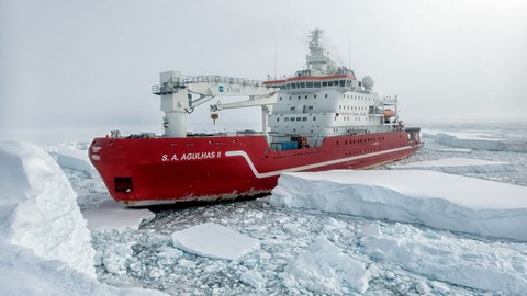 Agulhas vid iskanten, 2016/17, foto Ola Eriksson