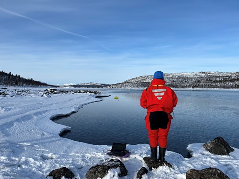 Mätning nedströms Tarrakoski med radiostyrd båt